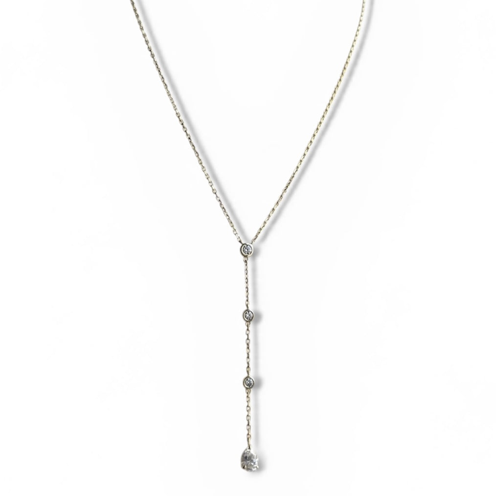 Drop Necklace in Moissanite