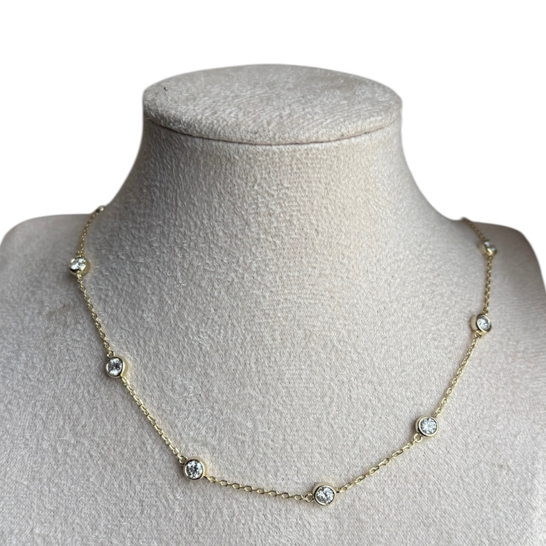 Classic Choker with Moissanites